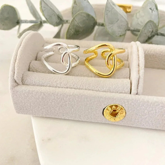 925 Sterling Silver Minimalist Ring Twist Ring Everyday Boho Ring Stackable Ring - Picture 2 of 8